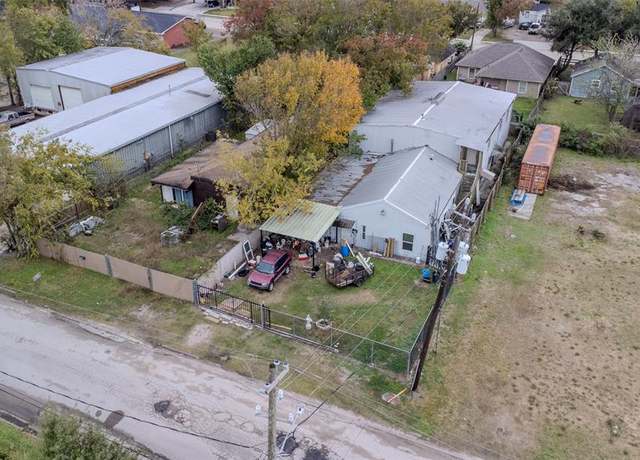 Property at 1120 Center St, Pasadena, TX 77506