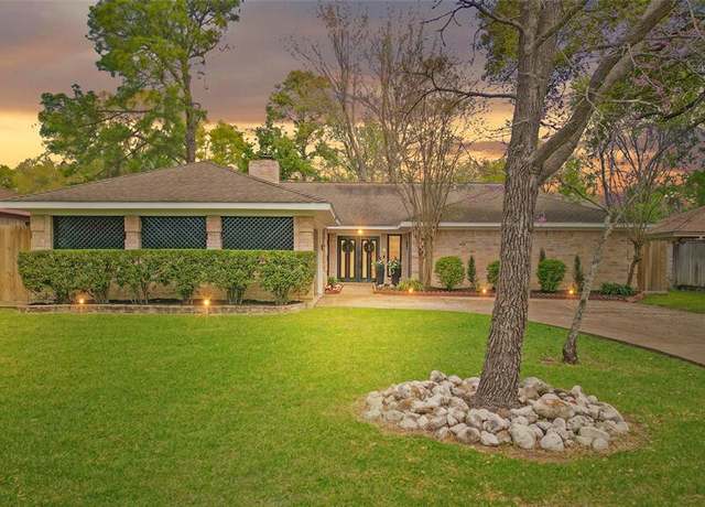 Property at 14306 Locke Ln, Houston, TX 77077, 3 beds, 2 baths