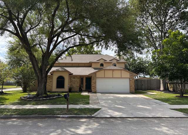 Property at 5103 Kleinbrook Dr, Houston, TX 77066, 4 beds, 3 baths