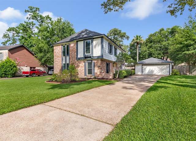 Property at 19523 Oak Timbers Dr, Humble, TX 77346, 4 beds, 3 baths