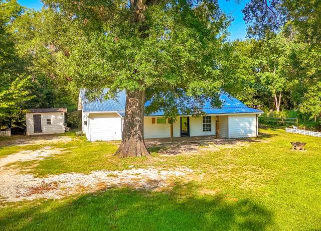 Property at 1638 E Fm 942, Livingston, TX 77351, 2 beds, 2 baths
