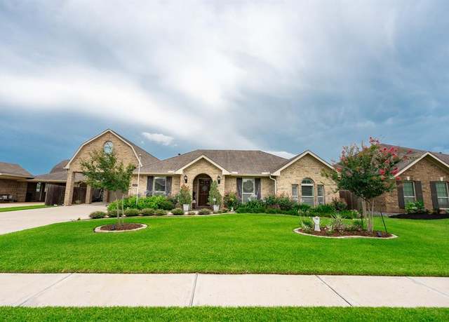 Property at 2507 Rosa Rita Dr, League City, TX 77573, 4 beds, 2 baths