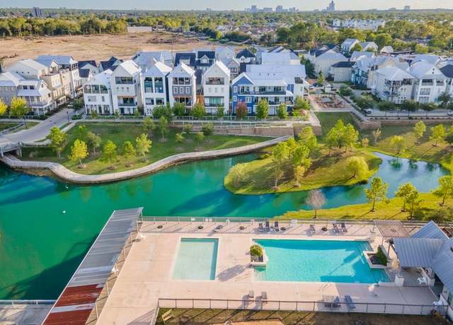 Property at 8731 Park Kolbe Ln, Houston, TX 77080, 4 beds, 3.5 baths
