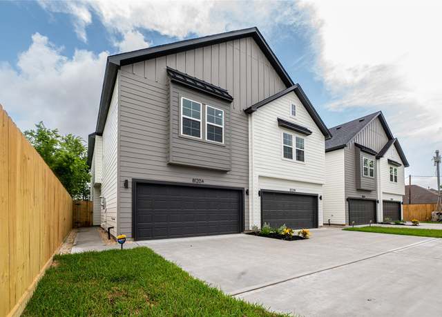 Property at 8120 Corinth St, Houston, TX 77051, 3 beds, 3 baths
