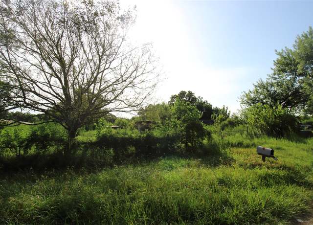 Property at 17110 Choctaw St, Baytown, TX 77523