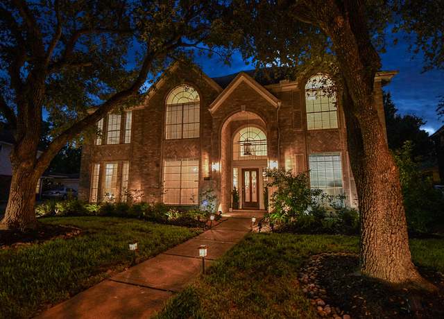 Property at 3219 Castlewind Dr, Katy, TX 77450, 5 beds, 3.5 baths