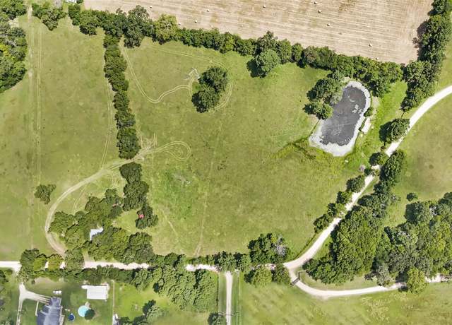 Property at 24 Falk Rd, New Waverly, TX 77358