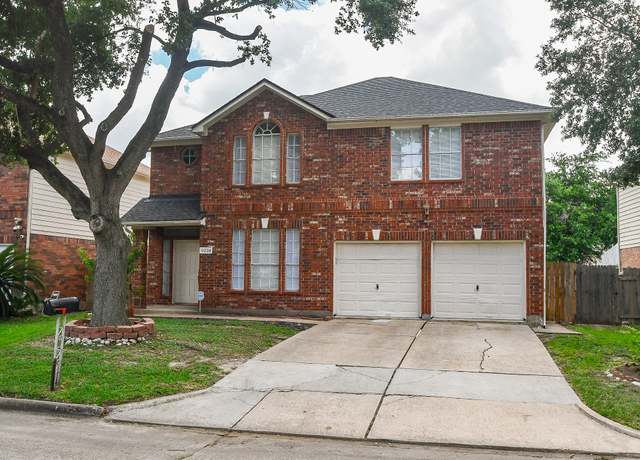 Property at 9338 Corner Oak Ln, Houston, TX 77036, 4 beds, 2.5 baths