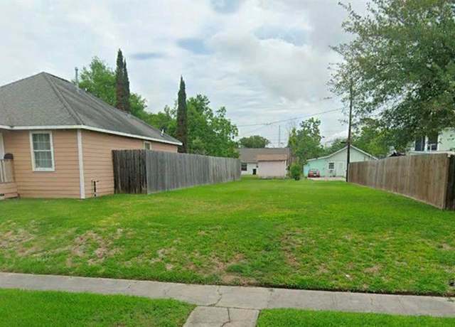 Property at 3316 Illinois St, Baytown, TX 77520