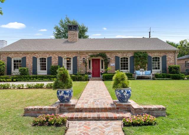 Property at 1211 Briarmead Dr, Houston, TX 77057, 4 beds, 3.5 baths