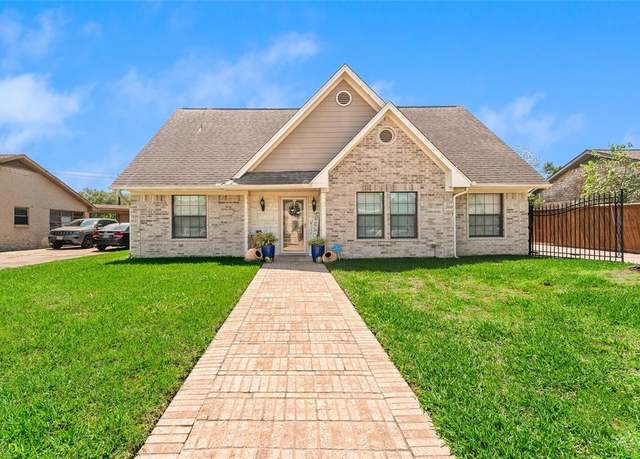Property at 11558 Sagecanyon Dr, Houston, TX 77089, 4 beds, 2 baths