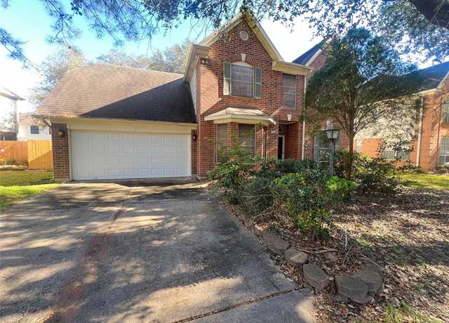 Property at 1236 Mossy Oak Dr, League City, TX 77573, 4 beds, 2.5 baths