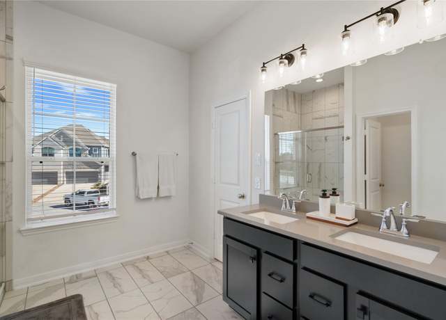 Property at 648 Silver Pear Ct, Montgomery, TX 77316, 3 beds, 2.5 baths