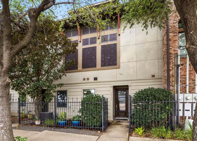 Property at 1604 White St, Houston, TX 77007, 3 beds, 3 baths