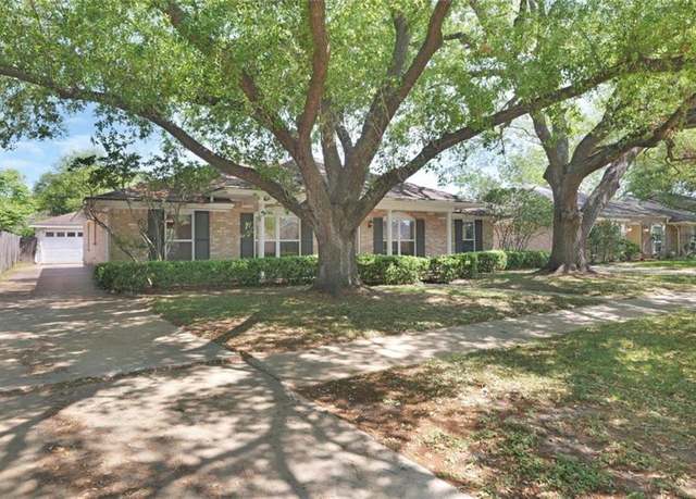 Property at 7618 Twin Hills Dr, Houston, TX 77071, 4 beds, 2.5 baths