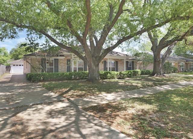 Property at 7618 Twin Hills Dr, Houston, TX 77071, 4 beds, 2.5 baths
