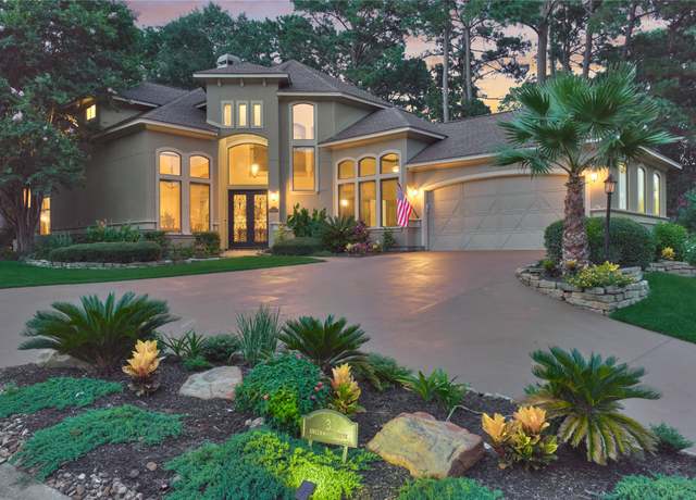 Property at 3 Creekwood Dr, Montgomery, TX 77356, 4 beds, 3.5 baths