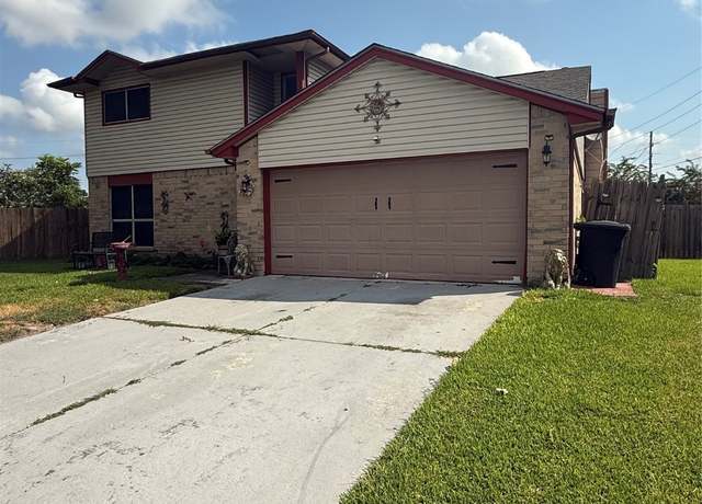 Property at 17011 Star Lake Ct, Houston, TX 77396, 3 beds, 2.5 baths