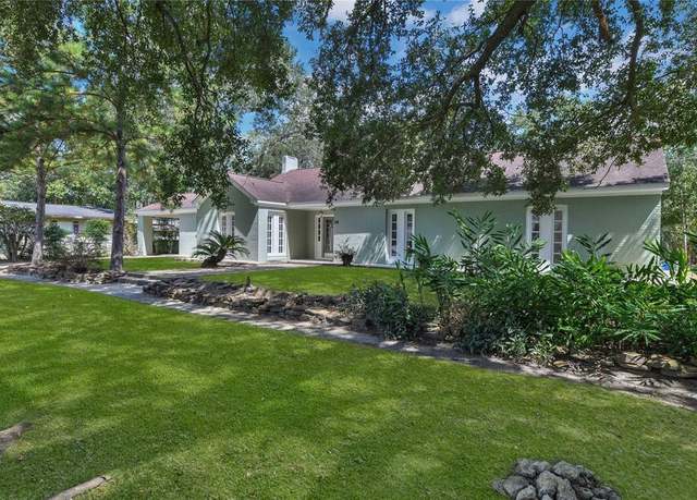 Property at 138 Wallisville Rd, Liberty, TX 77575, 3 beds, 2 baths