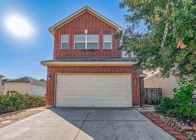 Property at 1801 Don Alejandro, Houston, TX 77091, 3 beds, 2.5 baths