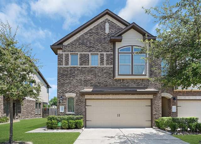 Property at 3417 Harvest Meadow Ln, Rosenberg, TX 77471, 3 beds, 2.5 baths