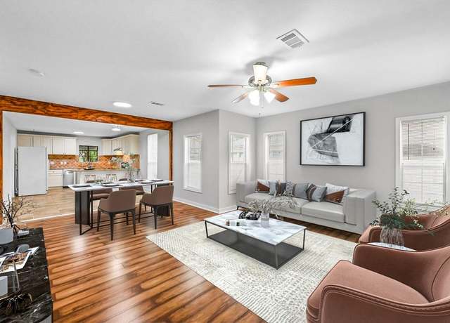 Property at 5310 Claremont St, Houston, TX 77023, 3 beds, 2 baths