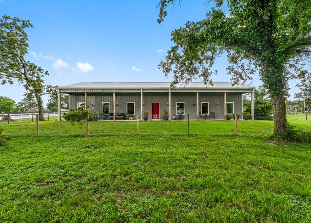 Property at 43 Windmill Dr, Hempstead, TX 77445, 2 beds, 2 baths