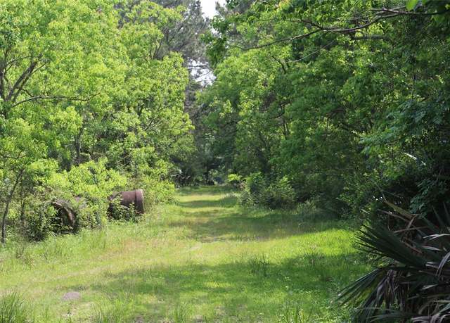 Property at 5207 Melanie Ln, Crosby, TX 77532