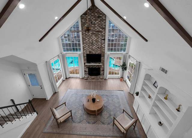 Property at 11827 Normont Dr, Houston, TX 77070, 4 beds, 2.5 baths