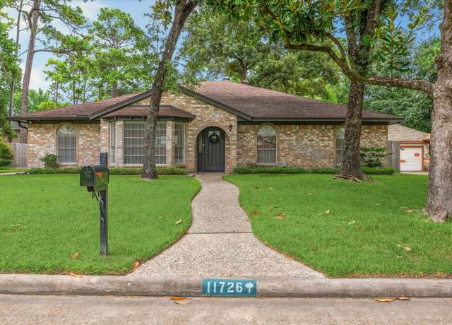 Property at 11726 Normont Dr, Houston, TX 77070, 3 beds, 2 baths