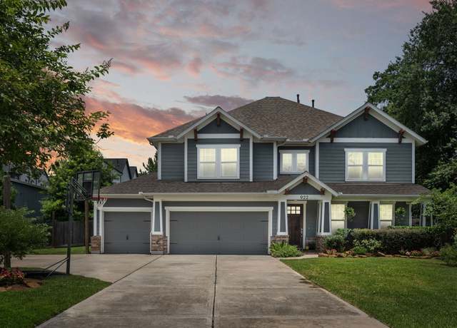 Property at 922 Wakefield Dr, Houston, TX 77018, 5 beds, 4.5 baths