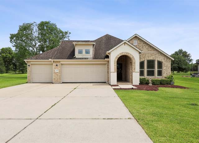 Property at 10025 Jason Ct, Beaumont, TX 77705, 3 beds, 2.5 baths