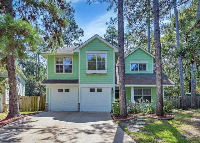 Property at 7 E Gaslight Pl, The Woodlands, TX 77382, 4 beds, 2.5 baths