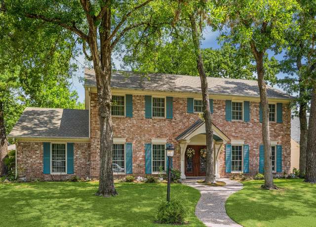 Property at 13706 Butterfly Ln, Houston, TX 77079, 5 beds, 3.5 baths