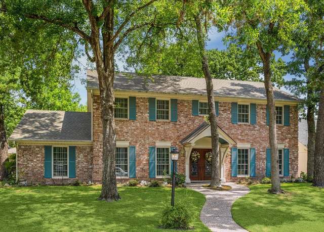 Property at 13706 Butterfly Ln, Houston, TX 77079, 5 beds, 3.5 baths