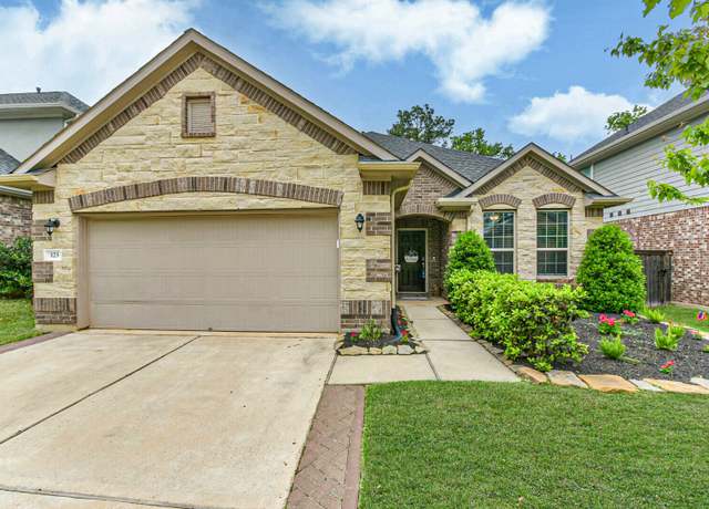 Property at 123 Buttonwood Ct, Conroe, TX 77318, 4 beds, 2 baths