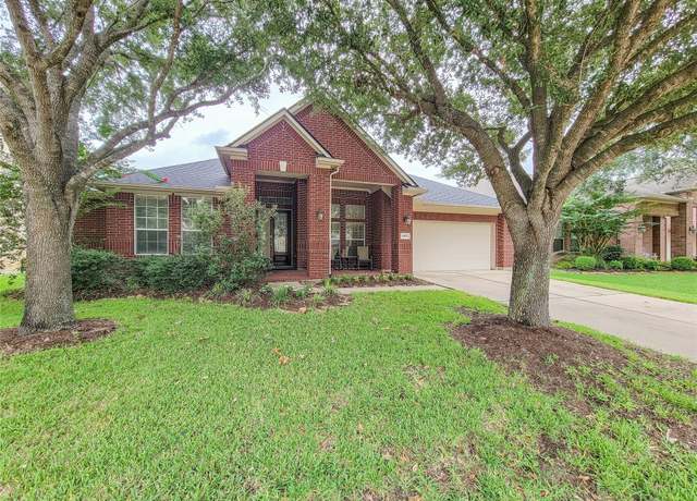 Property at 14811 Blue Egret Dr, Cypress, TX 77433, 4 beds, 3 baths