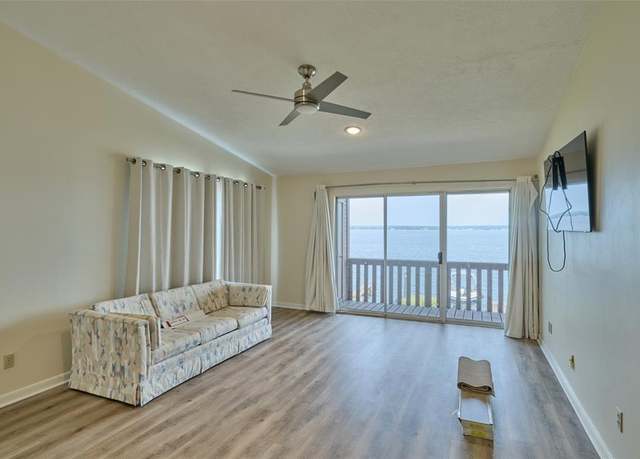 Property at 801 River Road Rd Unit 102C, Montgomery, TX 77356, 2 beds, 2 baths