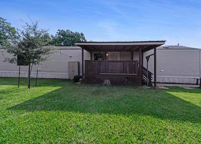 Property at 1107 Turner St, Baytown, TX 77520, 3 beds, 2 baths