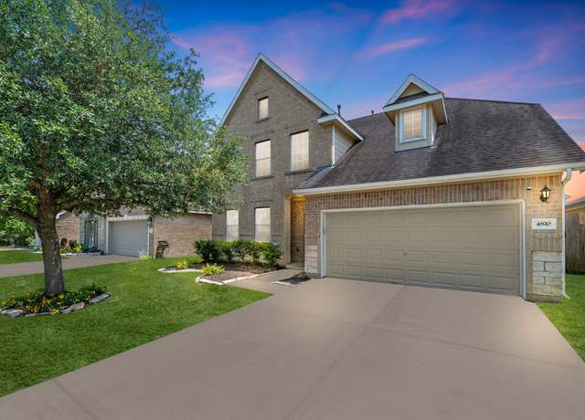 Property at 4810 Legends Bay Dr, Baytown, TX 77523, 5 beds, 3 baths