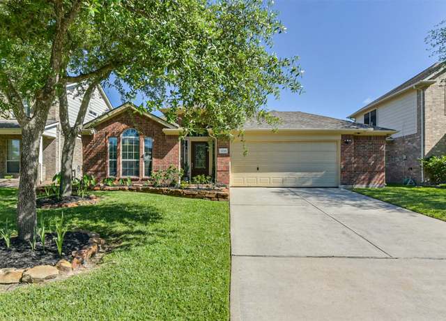 Property at 7238 Emerald Run Ln, Spring, TX 77379, 4 beds, 2 baths