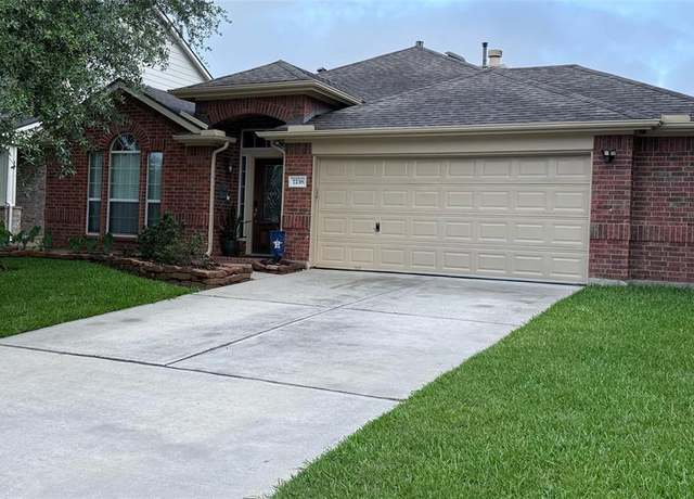 Property at 7238 Emerald Run Ln, Spring, TX 77379, 4 beds, 2 baths
