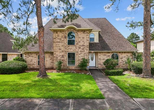 Property at 9822 Sagedale Dr, Houston, TX 77089, 4 beds, 3.5 baths