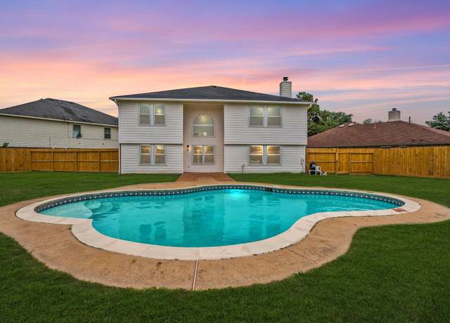 Property at 14206 Barker Bayou Ct, Cypress, TX 77429, 4 beds, 2.5 baths