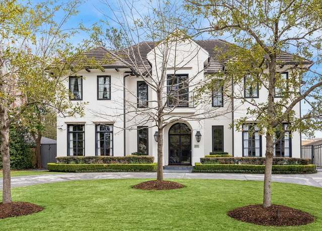 Property at 8820 Chatsworth Dr, Houston, TX 77024, 5 beds, 6 baths
