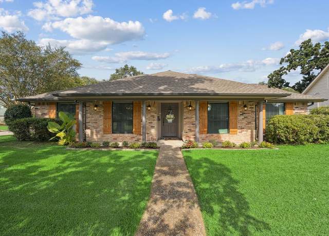 Property at 4403 Sumner Dr, Houston, TX 77018, 4 beds, 2.5 baths