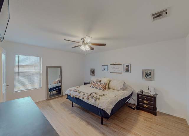 Property at 216 Bennett Loop, Angleton, TX 77515, 3 beds, 2 baths