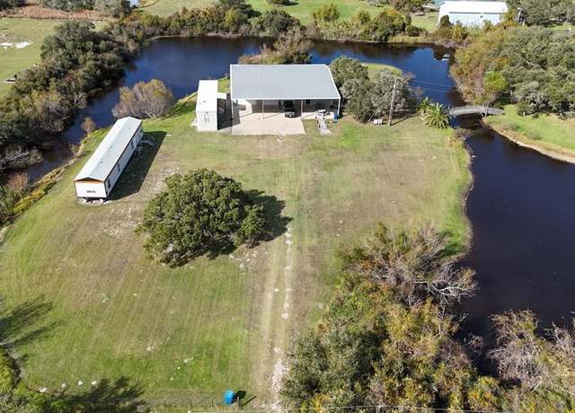 Property at 3162 W Monroe, Port O Connor, TX 77982, 5 beds, 3.5 baths