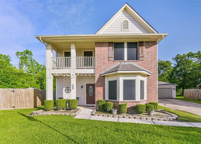 Property at 307 Squall Ct, Crosby, TX 77532, 4 beds, 2.5 baths