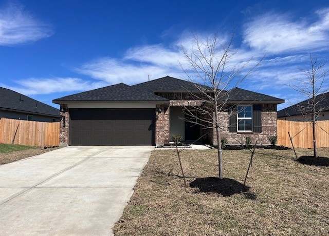 Property at 1739 Lilypad Dr, Alvin, TX 77511, 3 beds, 2 baths